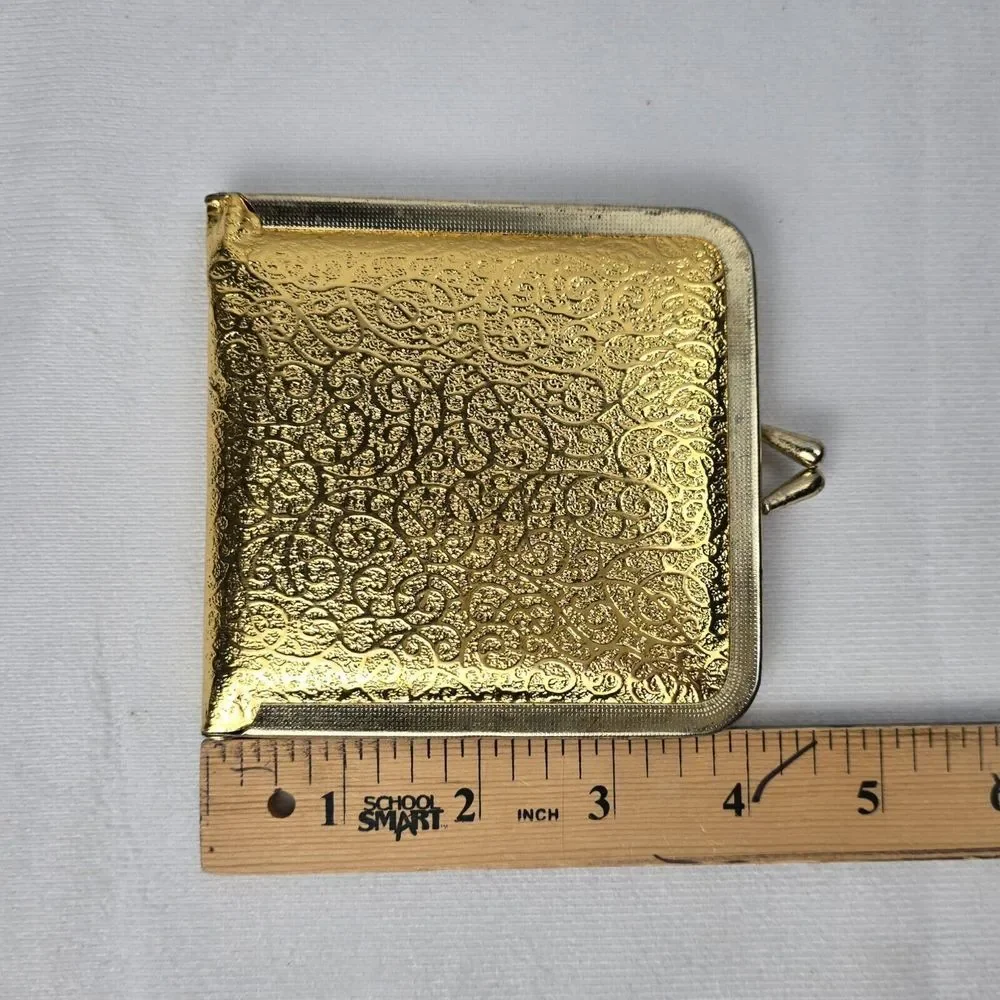 Vintage Gold 4 Piece Manicure Set With Mirror‎